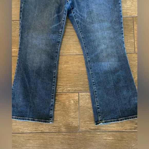 Madewell Kick Out Crop Jeans sz 33 NM243 - Picture 4 of 5